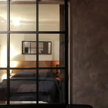 Quiet Flat In The Heart Of The Old Town *