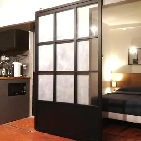 Quiet Flat In The Heart Of The Old Town * Nice