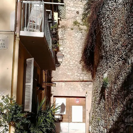 Quiet Flat In The Heart Of The Old Town